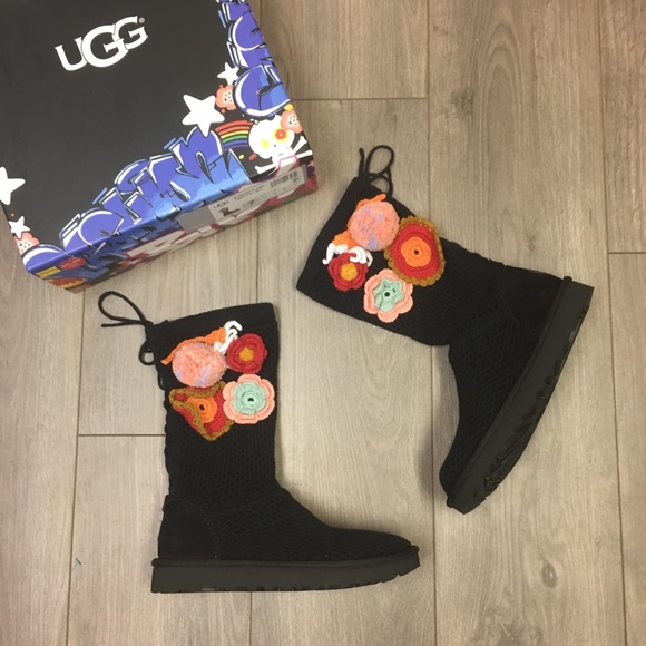 UGG | Black Crochet Boots With Flower Appliqués 7 - Picture 6 of 8